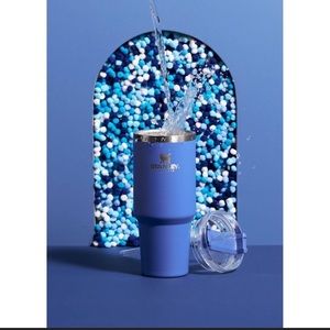 Stanley 30oz Stainless Steel Adventure
Quencher Travel Tumbler - Periwinkle Envy